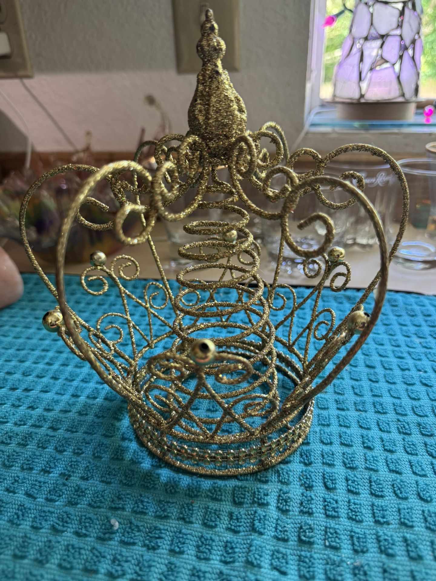 Gold Crown Decoration