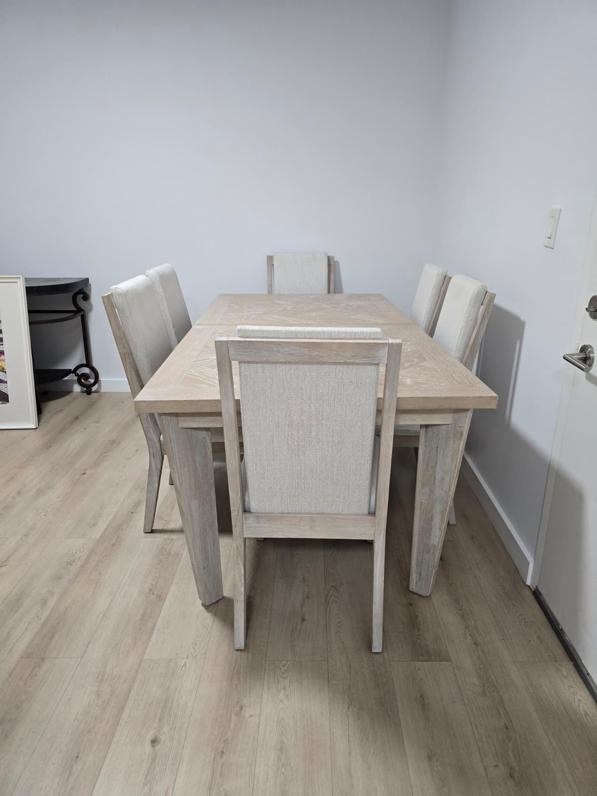 IVORY WOOD TABLE WITH 6 CHAIRS