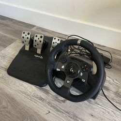 Logitech G920 Racing Wheel + Pedals (Xbox/PC) – Great Condition