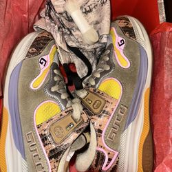 Authentic Gucci Sneakers Size 37 Women