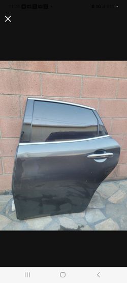 Car Infinty Door