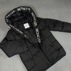MONCLER PUFFER HOODIE 