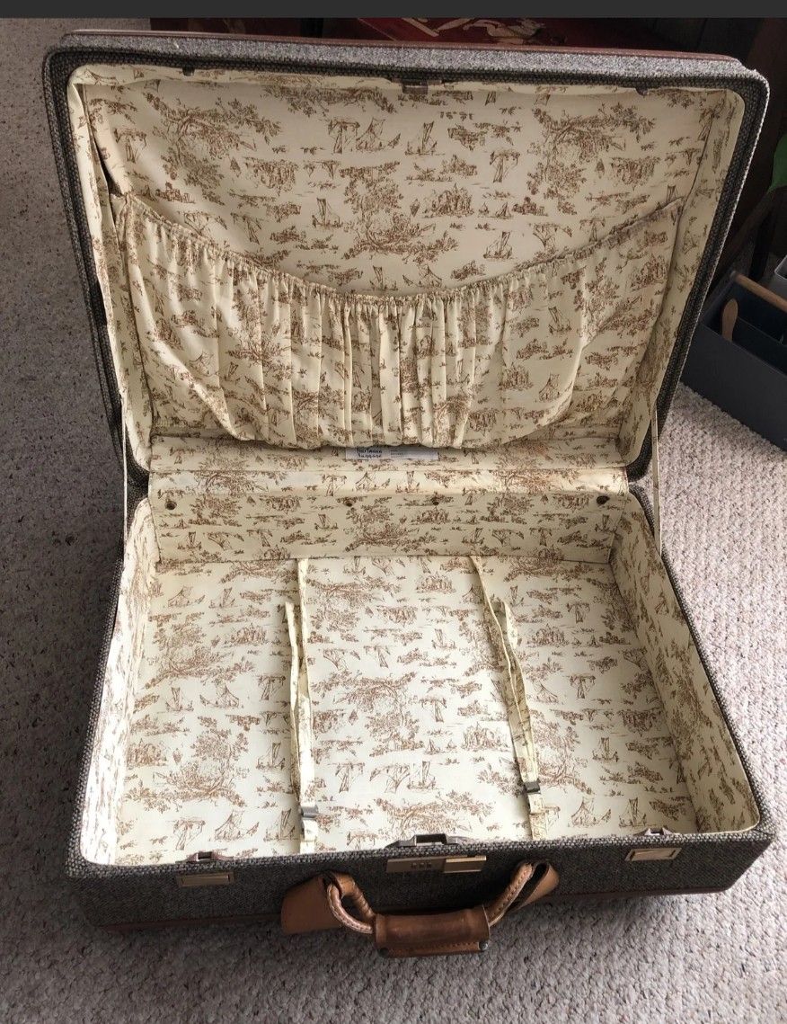 Vintage Hartmann Tweeted Briefcase Luggage for Sale in Scottsdale, AZ