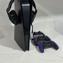 PS5 Digital 3TB (Black) Bundle: (Logitech G733 Gaming Headset + WD - BLACK SN850P 2TB Internal SSD)