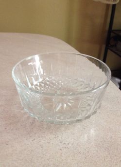 Glass dish