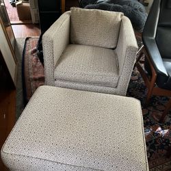 Swivel Upholstered Chair & Otterman