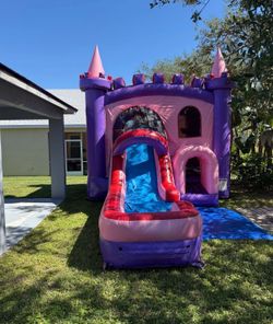 Pink inflatable princess bounce house with water slide for sale