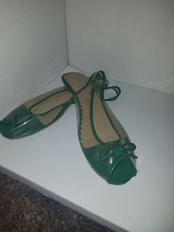 Clear flat peep toe shoes