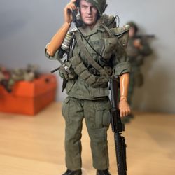 1/6 US ARMY INFANTRY RADIO MAN VIETNAM WAR CUSTOM