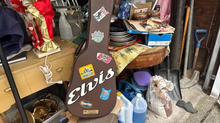 Elvis VHS Collection In A Real Guitar Case Vintage 