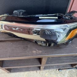 2022-2024 HONDA CIVIC HEADLIGHT 