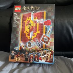 Brand New Harry Potter Gryffindor Lego $25