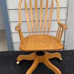  Vintage Tiger Oak Office Chair by Shin-Lee Winners Only - Swivels & Tilts!  