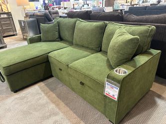 Loveseat with Chase