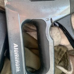 Air Craft  Aluminum Stanley Staple 