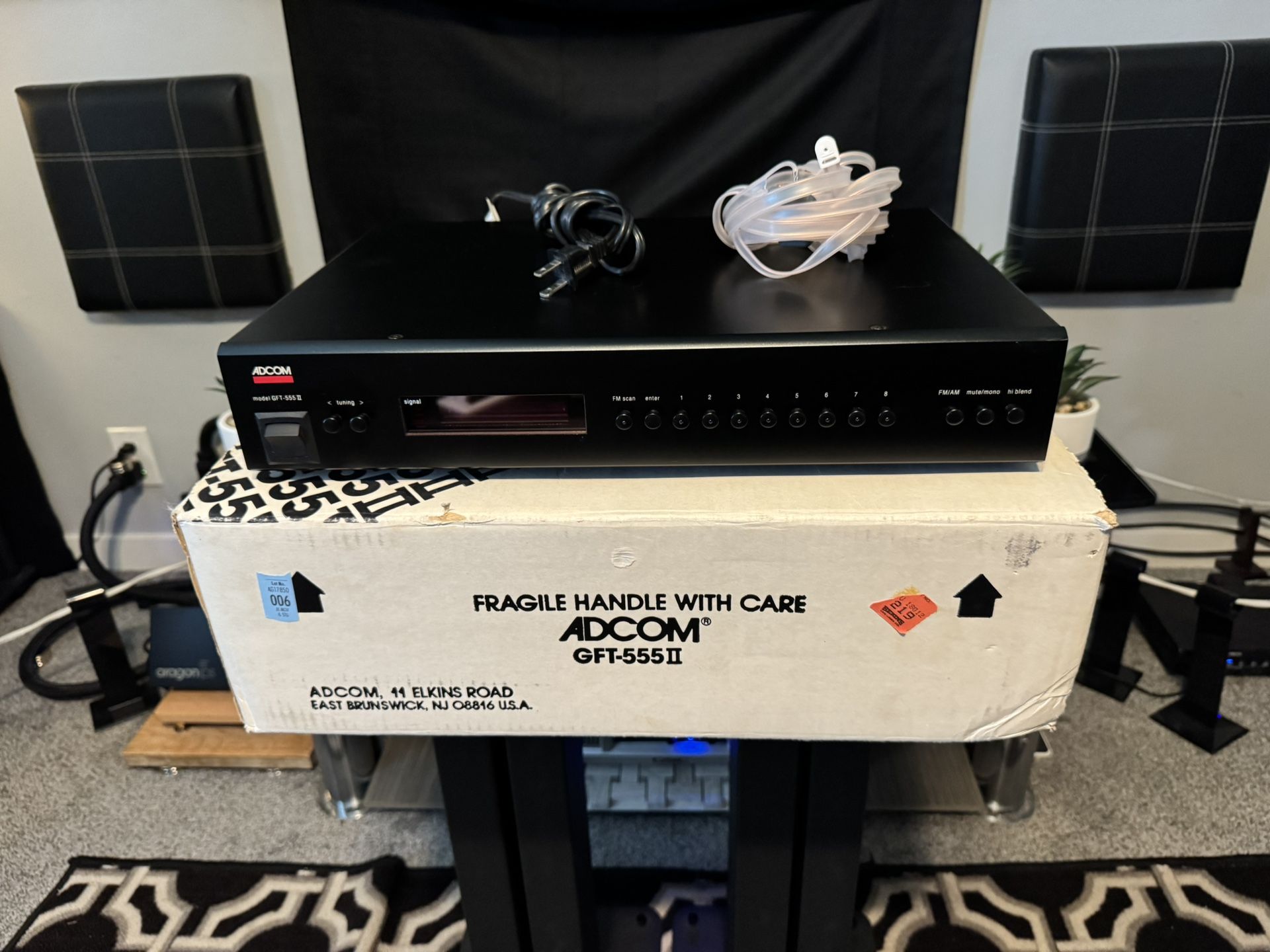Adcom GFT-555ll Tuner