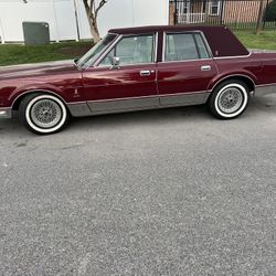 1989 Lincoln Town Car