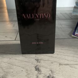 Valentino Uomo Born in Roma