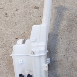 Kia Sportage 2011-2016 Windshield Washer Reservoir New Asking $30.