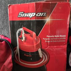 Snap On Brake Bleeder New 