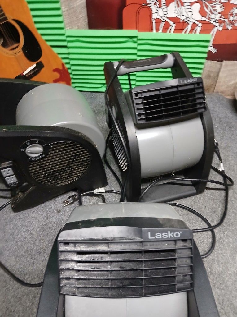 Lasso Fans (3 For 25$' 1 For $10)
