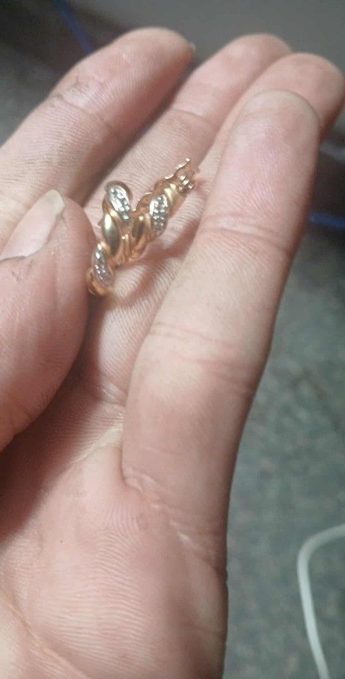 Earrings Silver Plated In 14k Gold With 5/8 Diamonds