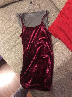 Girls dress size small