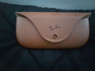 Ray-Ban meta CHARGING CASE (portable)