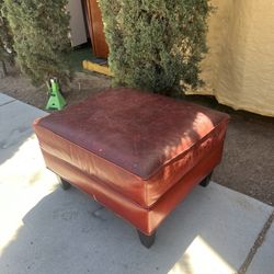 Vintage-Style Leather Ottoman! 