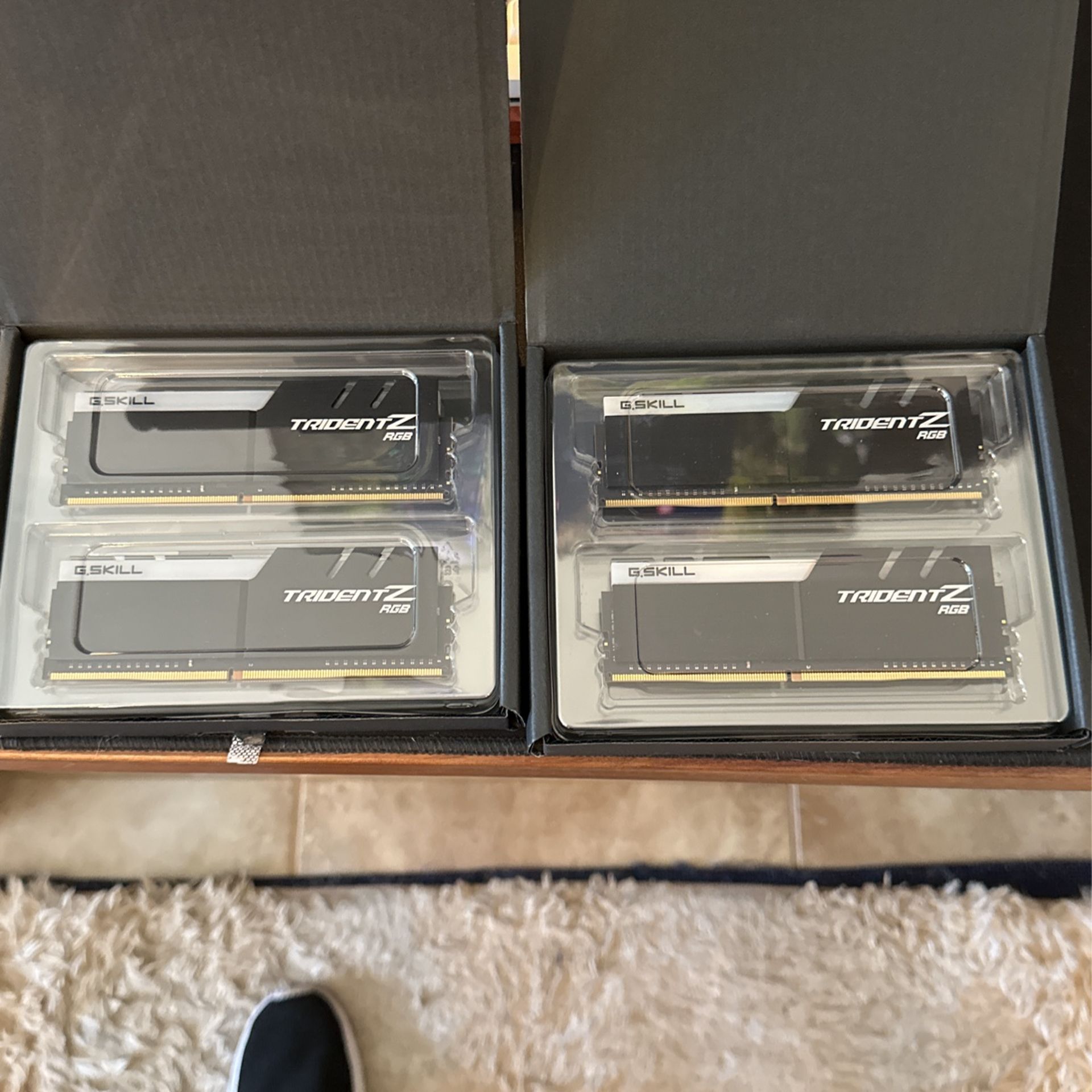 RAM Trident G.Skill RGB 4 x 8gb (32gb Total)