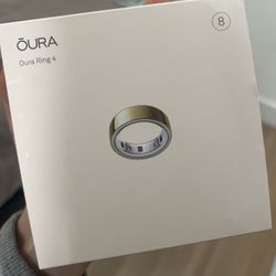 Oura Ring 4 – Gold – Size 8 – Like New