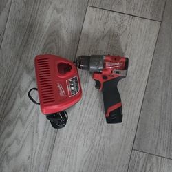 Milwaukee Hammer Drill