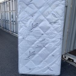 NEW 12” Inch BAMBOO PILLOW TOP MATTRESSES! 🛌 ALL SIZES ✨✨✨✨ $150 QUEEN SIZE MATTRESS ONLY $210 - The set $140 FULL SIZE MATTRESS ONLY $200