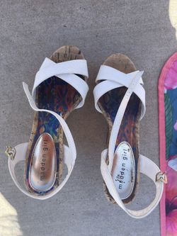 Size 8 Women Heals 