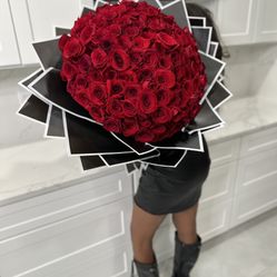 Delivery! Custom Flower Arrangements 