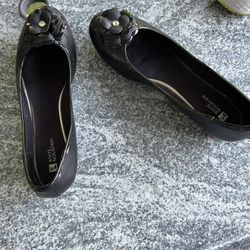 Womens Black Flats Size 9