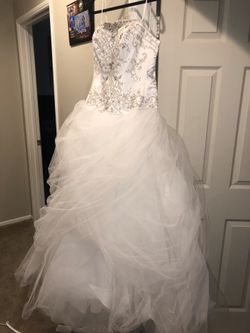 Wedding dress