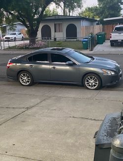 2011 Nissan maxima