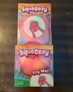 Sunny days Squeezy peach squishy