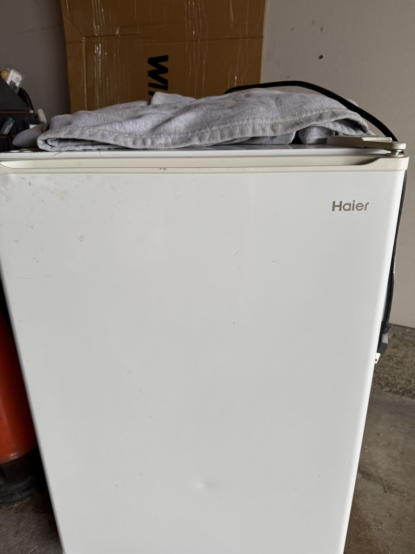 Mini Fridge