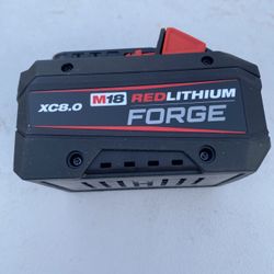 Milwaukee M18 XC8.0