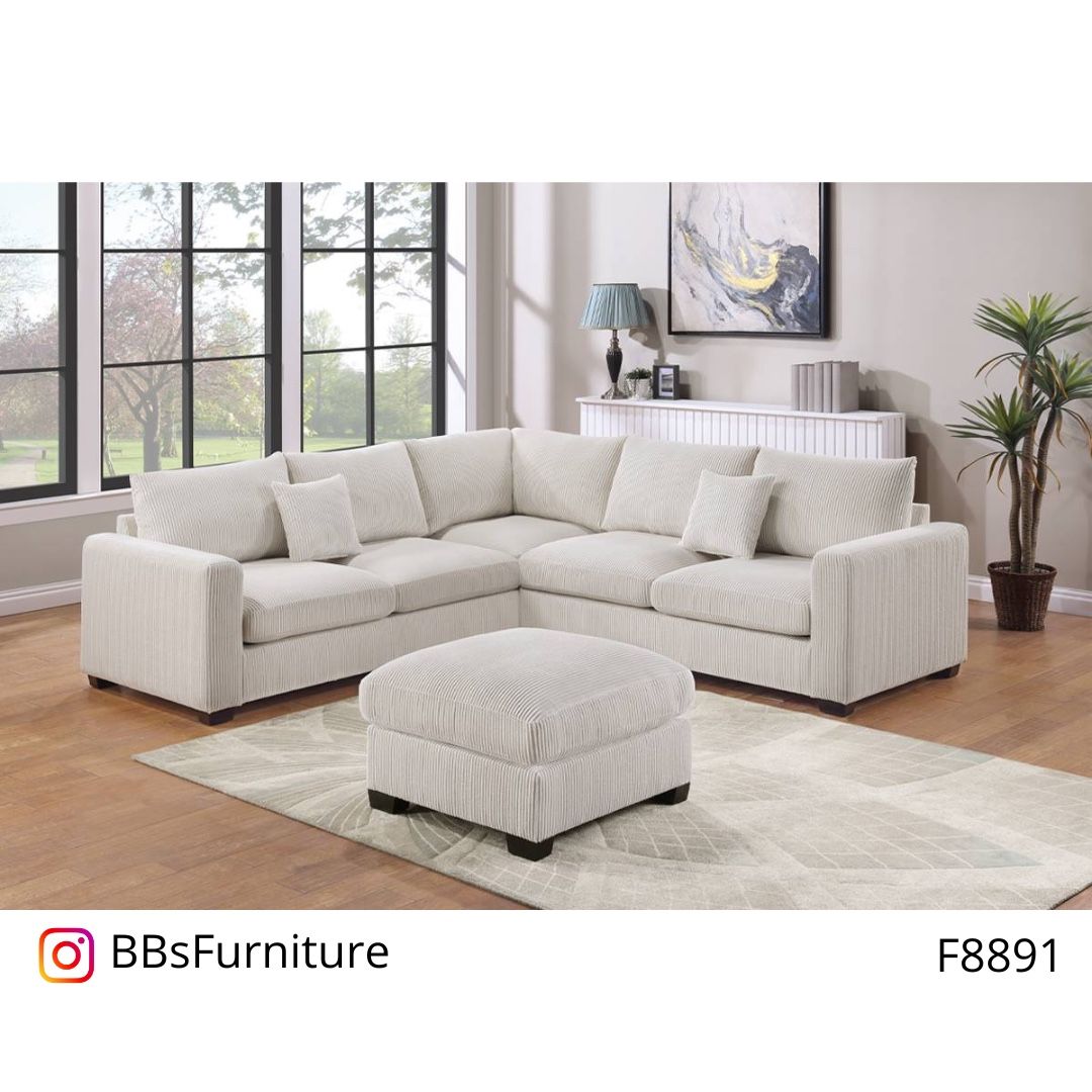 Gray Sectional Sofa With Ottoman (Free Delivery)