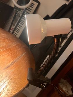 Lamp w Clip