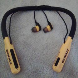 DeWaLt Bluetooth Headset