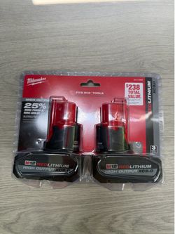 Milwaukee M12 12V Lithium-Ion XC High Output 5 Ah Battery (2-Pack)