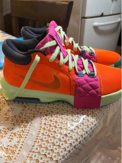 Nike LeBron witness vlll