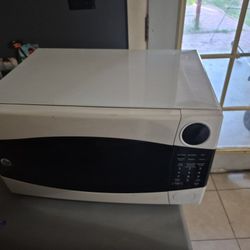 GE Microwave 