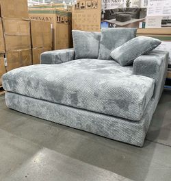 New Costco gray Sealy Calin Upholstered Foam Lounger
