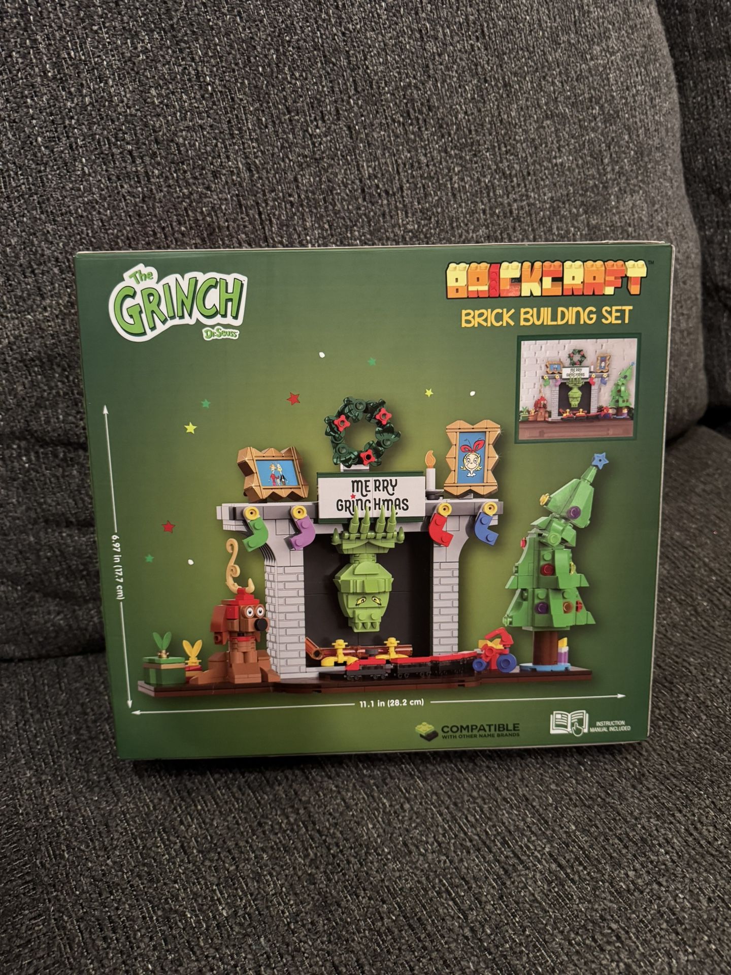 Grinch Brick Building Set