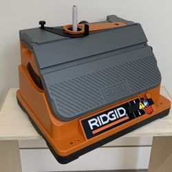 Ridgid Oscillating Belt and Spindle Combo Sander